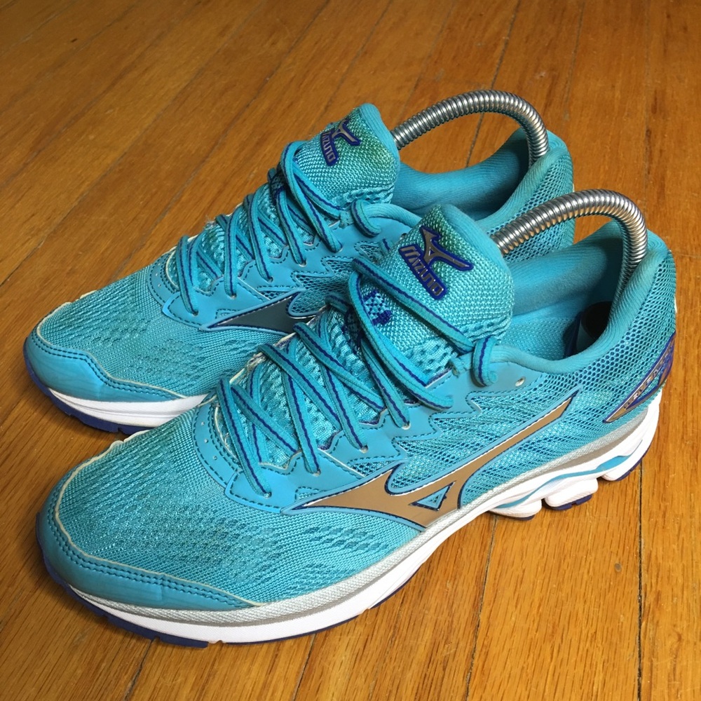 Mizuno Wave Rider 20 - Women’s 7.5